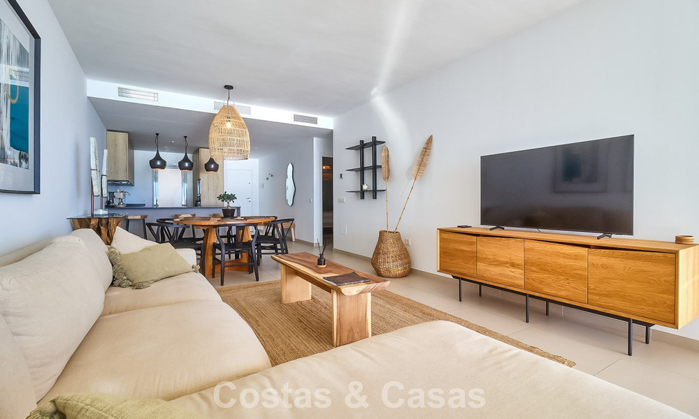 Apartamento moderno y listo para entrar a vivir con vistas panorámicas al mar en venta en Benalmádena, Costa del Sol 775487