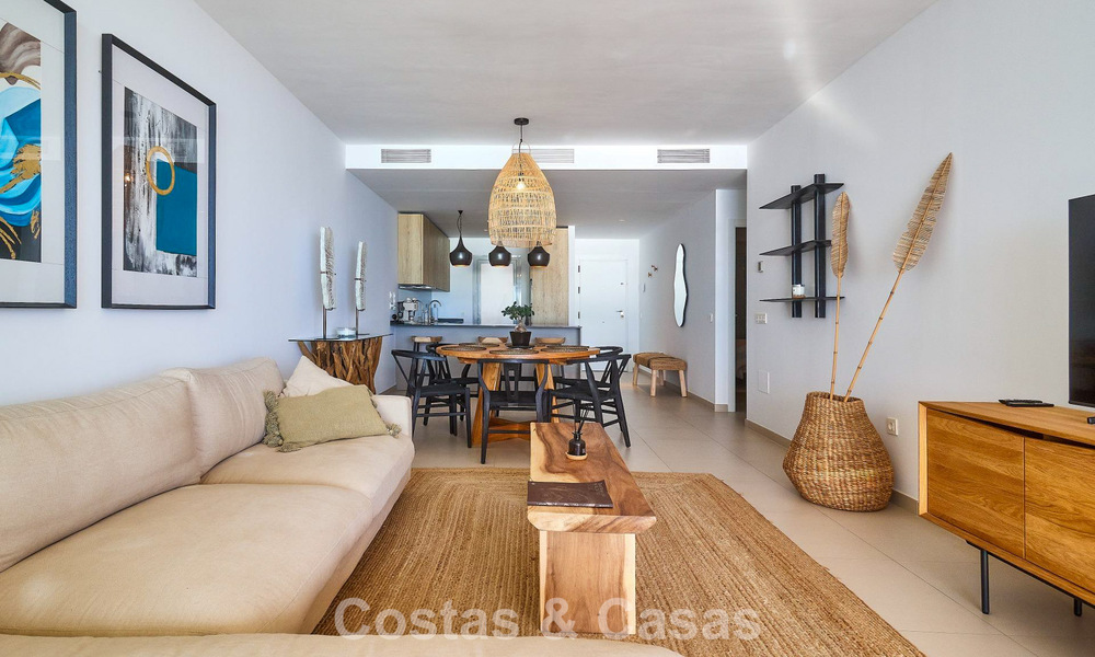 Apartamento moderno y listo para entrar a vivir con vistas panorámicas al mar en venta en Benalmádena, Costa del Sol 775493