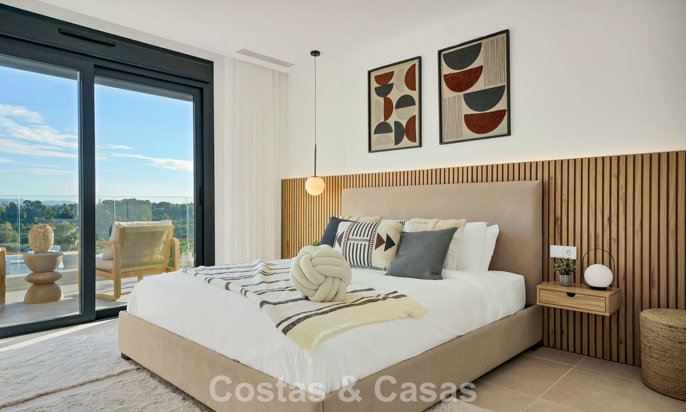 Ático de reciente construcción con amplio solárium en venta en complejo cerrado en Benahavis - Marbella 775441