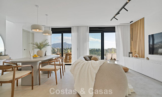 Ático de reciente construcción con amplio solárium en venta en complejo cerrado en Benahavis - Marbella 775457 
