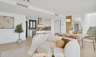 Ático de reciente construcción con amplio solárium en venta en complejo cerrado en Benahavis - Marbella 775466 