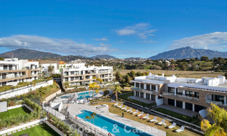 Ático de reciente construcción con amplio solárium en venta en complejo cerrado en Benahavis - Marbella 775472 