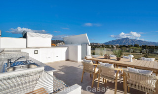 Ático de reciente construcción con amplio solárium en venta en complejo cerrado en Benahavis - Marbella 775484 