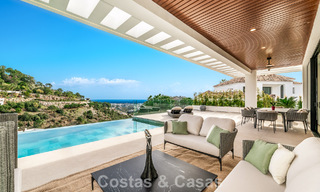 Sofisticada villa de diseño con magníficas vistas al mar en venta en El Madroñal, Benahavis - Marbella 795626 