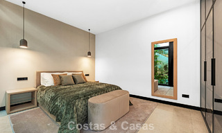 Sofisticada villa de diseño con magníficas vistas al mar en venta en El Madroñal, Benahavis - Marbella 795636 