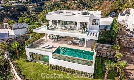 Sofisticada villa de diseño con magníficas vistas al mar en venta en El Madroñal, Benahavis - Marbella 795656