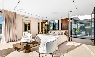 Sofisticada villa de diseño con magníficas vistas al mar en venta en El Madroñal, Benahavis - Marbella 795658 