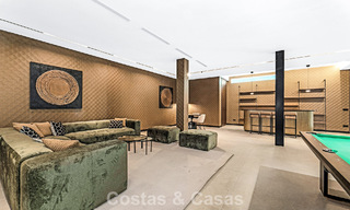 Sofisticada villa de diseño con impresionantes vistas al mar en venta en El Madroñal, Benahavis - Marbella 796854 