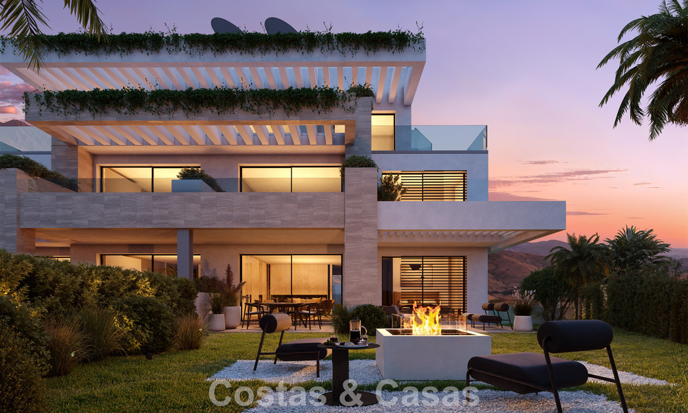 Nuevo en el mercado. Elegantes apartamentos boutique en venta a poca distancia de la playa en el oeste de Estepona 775418