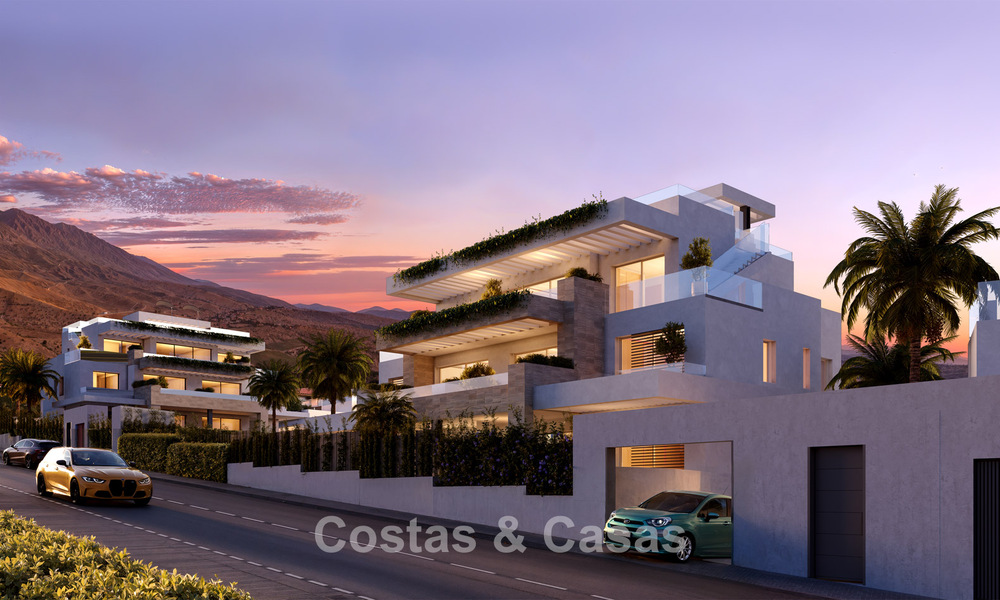 Nuevo en el mercado. Elegantes apartamentos boutique en venta a poca distancia de la playa en el oeste de Estepona 775419