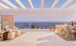 Modernos apartamentos de obra nueva en venta cerca de la playa y con vistas al mar en Estepona Oeste 775325 