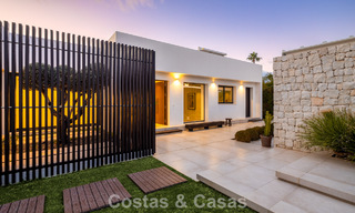 Lujosa villa de estilo moderno en venta, junto al campo de golf en Nueva Andalucía, Marbella 775560 