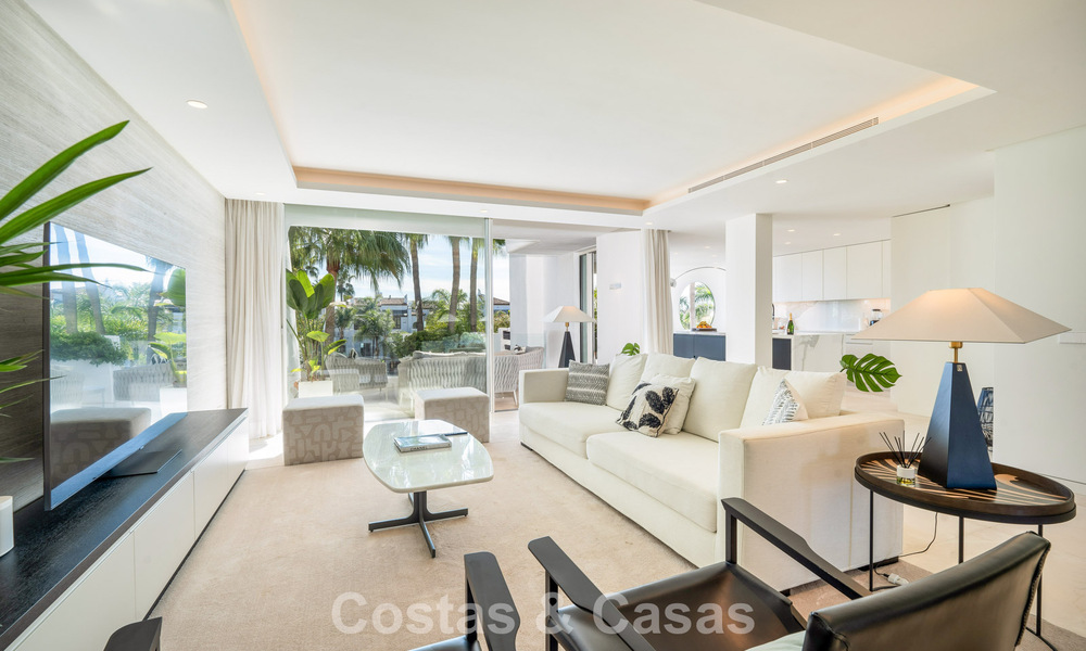 Lujoso ático dúplex reformado en venta en Puente Romano en la Milla de Oro de Marbella 775592