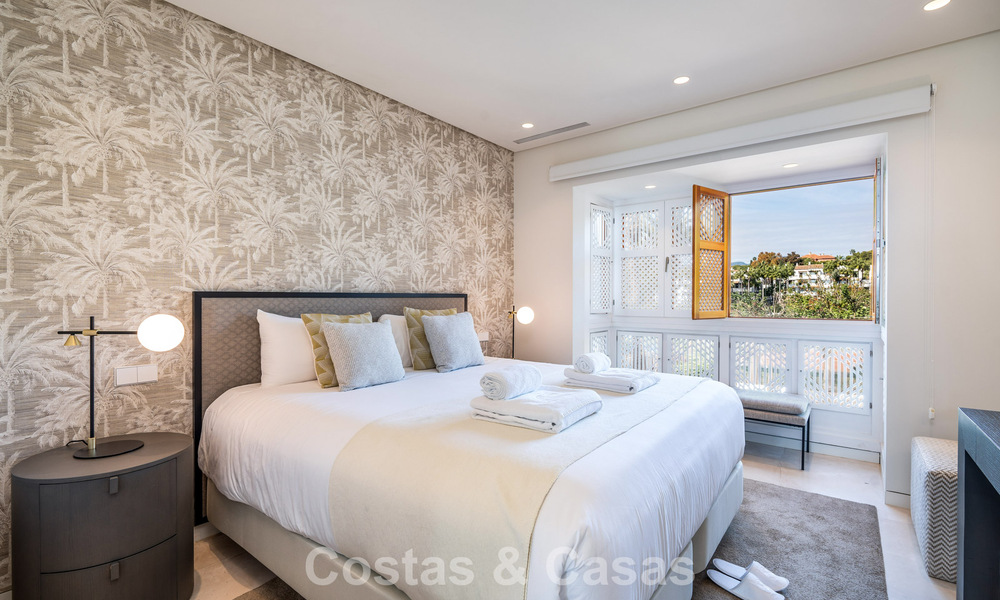 Lujoso ático dúplex reformado en venta en Puente Romano en la Milla de Oro de Marbella 775606