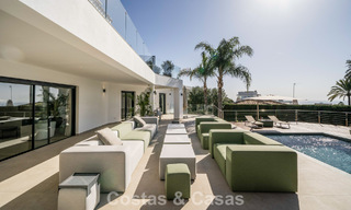 Moderna villa mediterránea con influencias contemporáneas en venta en la Milla de Oro de Marbella 775632 