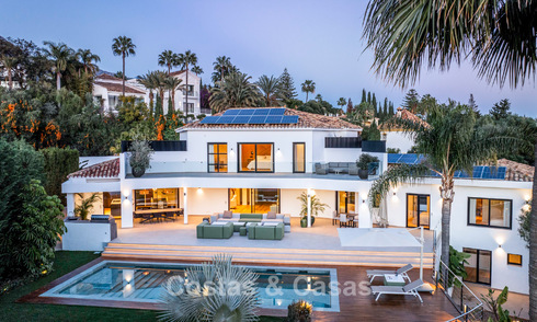 Moderna villa mediterránea con influencias contemporáneas en venta en la Milla de Oro de Marbella 775637