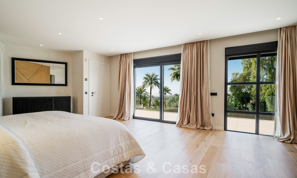 Moderna villa mediterránea con influencias contemporáneas en venta en la Milla de Oro de Marbella 775646