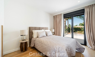 Moderna villa mediterránea con influencias contemporáneas en venta en la Milla de Oro de Marbella 775656 