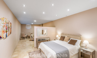 Amplia villa de lujo mediterránea con espectaculares vistas en venta en una urbanización muy solicitada en Benahavis - Marbella 775686 