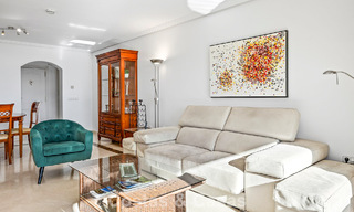 Amplio apartamento de 3 dormitorios listo para entrar a vivir en venta rodeado de campos de golf en Benahavis - Marbella 775712 