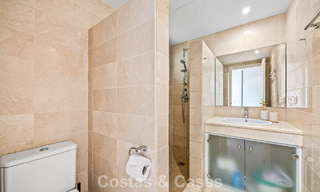 Amplio apartamento de 3 dormitorios listo para entrar a vivir en venta rodeado de campos de golf en Benahavis - Marbella 775718 