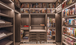 Villa modernista de lujo con vistas al mar en venta en la exclusiva y segura zona de El Madroñal, Marbella - Benahavis 775899 