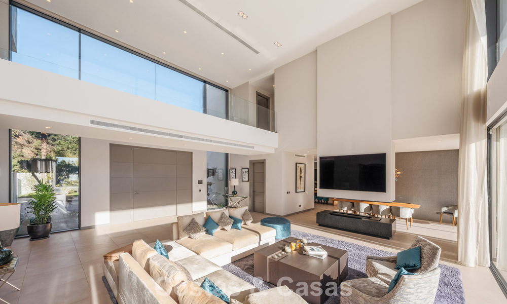 Villa modernista de lujo con vistas al mar en venta en la exclusiva y segura zona de El Madroñal, Marbella - Benahavis 775907