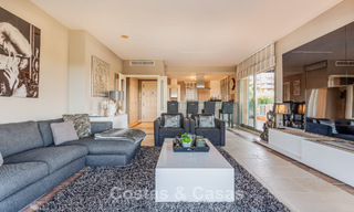 Impresionante ático con vistas panorámicas en venta en complejo cerrado de Marbella - Benahavis 775869 