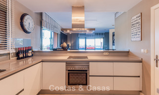 Impresionante ático con vistas panorámicas en venta en complejo cerrado de Marbella - Benahavis 775872 