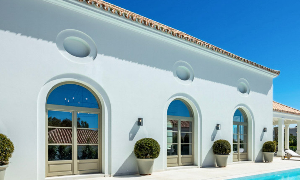 Proyecto de villa de nueva construcción en venta cerca de la playa y de todos los servicios del centro de Estepona 775852