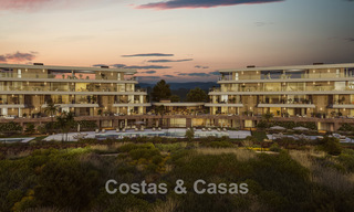 Apartamentos sostenibles nuevos con vistas al mar en venta cerca de la playa en Estepona Oeste 775830 
