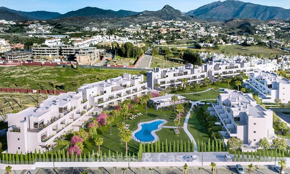 ¡Últimas unidades! Nuevos apartamentos en venta, a poca distancia de los servicios y la playa en la Nueva Milla de Oro, Marbella - Estepona 776208