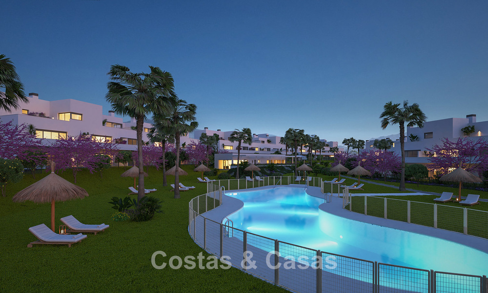 ¡Últimas unidades! Nuevos apartamentos en venta, a poca distancia de los servicios y la playa en la Nueva Milla de Oro, Marbella - Estepona 776224