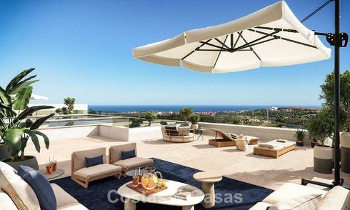 Elegantes apartamentos sobre plano en venta a pocos pasos de una laguna artificial en la Costa del Sol 776170