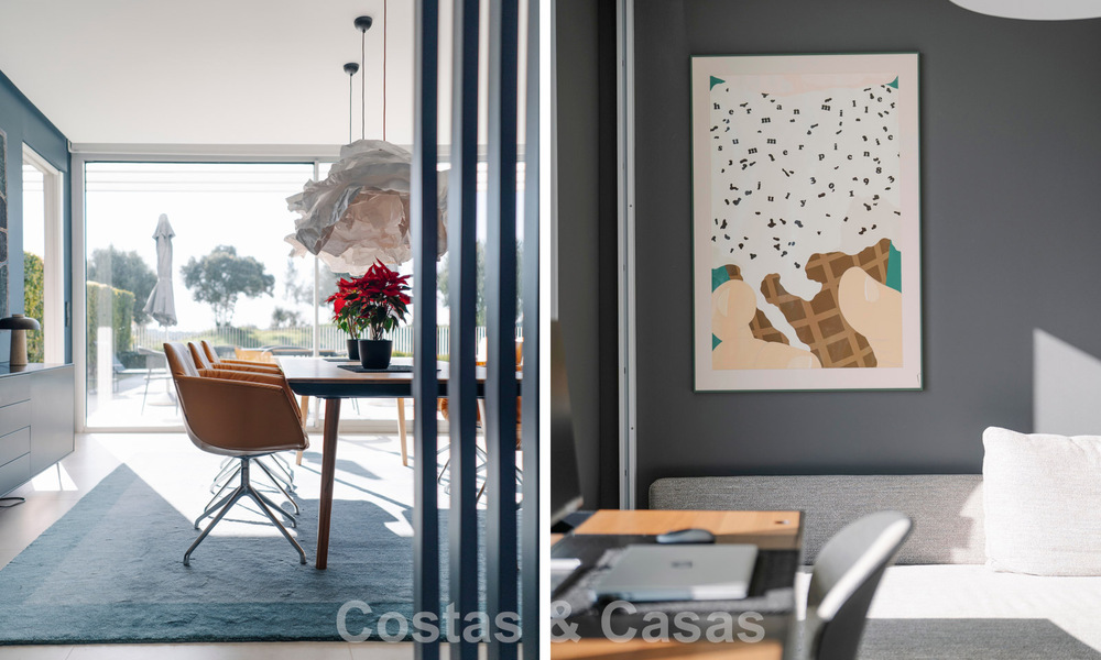 Casa adosada en venta, en primera línea de golf, en una comunidad cerrada de Sotogrande, Costa del Sol 776007