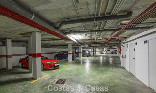 Amplia casa adosada en venta en un complejo en primera línea de playa en la Nueva Milla de Oro entre Marbella y Estepona 776026 