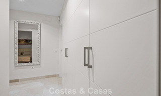 Apartamento de lujo a vivir en venta en el prestigioso resort de golf 5* Los Flamingos en la Nueva Milla de Oro, Marbella - Benahavis 776133 