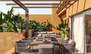 Ático dúplex moderno reformado en venta, a poca distancia de los servicios en el valle del golf de Nueva Andalucía, Marbella 776313 