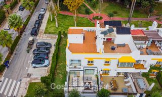 Casa adosada en venta a unos metros de la playa en la Milla de Oro de Marbella 776448 