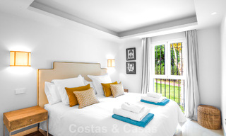 Casa adosada en venta a unos metros de la playa en la Milla de Oro de Marbella 776455 