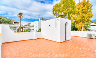 Casa adosada en venta a unos metros de la playa en la Milla de Oro de Marbella 776466 
