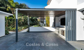 Lujosa villa de estilo mediterráneo en venta en una comunidad cerrada rodeada de naturaleza en Marbella - Benahavis 776516 