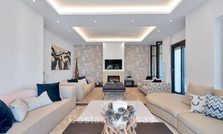 Lujosa villa de estilo mediterráneo en venta en una comunidad cerrada rodeada de naturaleza en Marbella - Benahavis 776517 