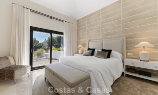 Lujosa villa de estilo mediterráneo en venta en una comunidad cerrada rodeada de naturaleza en Marbella - Benahavis 805730 