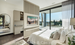 Villa contemporánea de lujo en venta en una exclusiva zona residencial cerrada en la prestigiosa Milla de Oro de Marbella 776693 