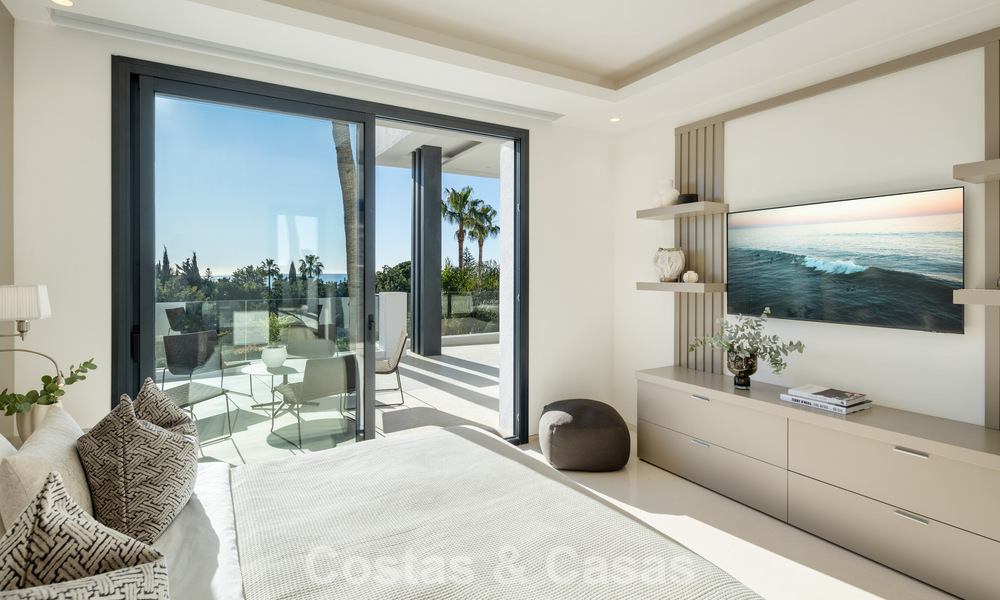 Villa contemporánea de lujo en venta en una exclusiva zona residencial cerrada en la prestigiosa Milla de Oro de Marbella 776695