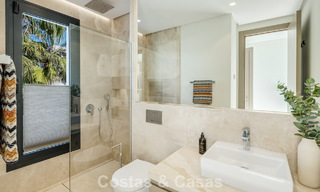 Villa contemporánea de lujo en venta en una exclusiva zona residencial cerrada en la prestigiosa Milla de Oro de Marbella 776696 