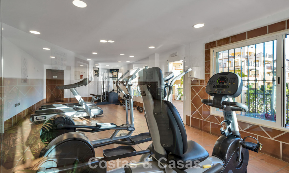 Lujoso apartamento en planta baja en venta, situado en la Nueva Milla de Oro entre Marbella y Estepona 776548