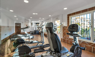 Lujoso apartamento en planta baja en venta, situado en la Nueva Milla de Oro entre Marbella y Estepona 776548 