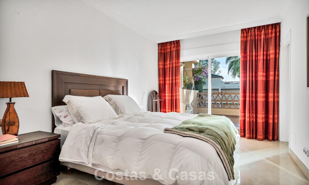 Lujoso apartamento en planta baja en venta, situado en la Nueva Milla de Oro entre Marbella y Estepona 776551